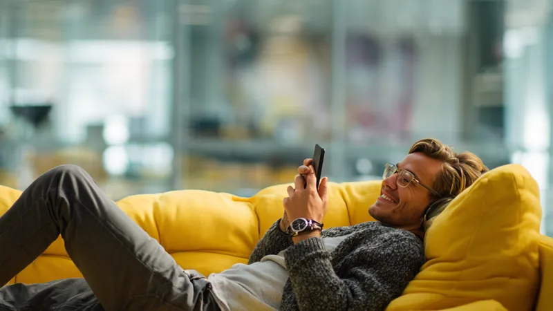 Flexible car dealership referral program